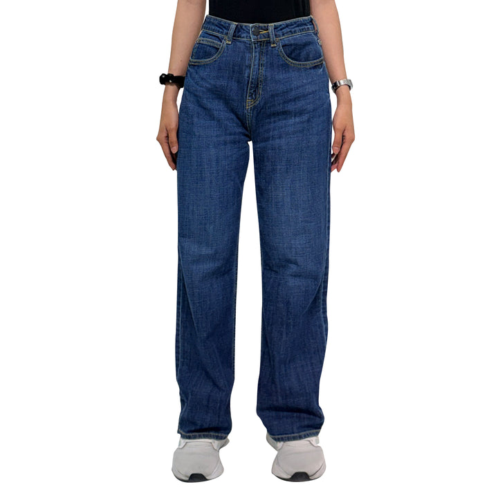Lee Ladies Classic Straight Denim Jeans in Mid Light Shade