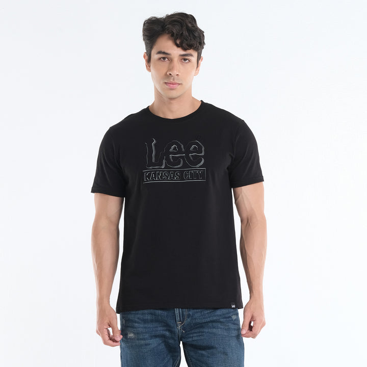 MENS' EMBOSSED LEE LOGO TEE