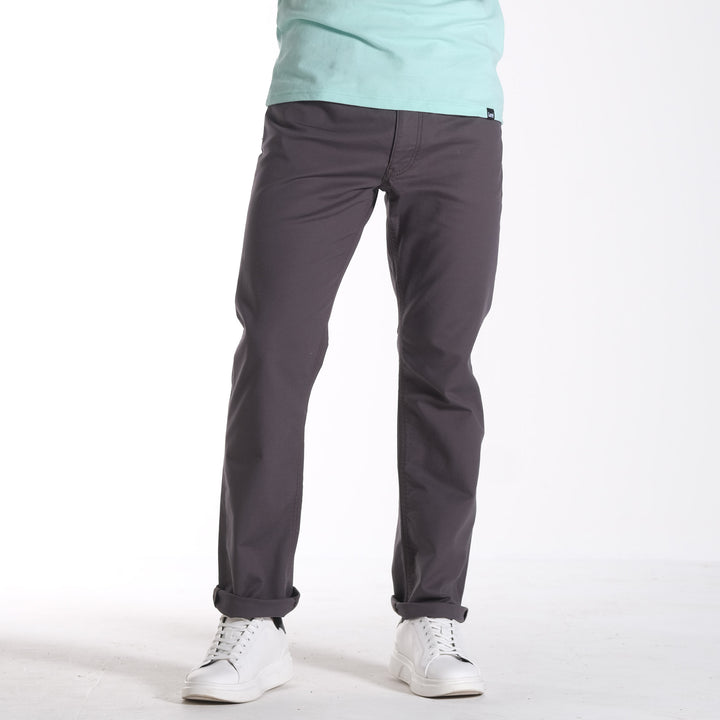 LEE MEN'S BROOKLYN STRAIGHT KHAKI PANTS - MID-RISE COLORED PANTS