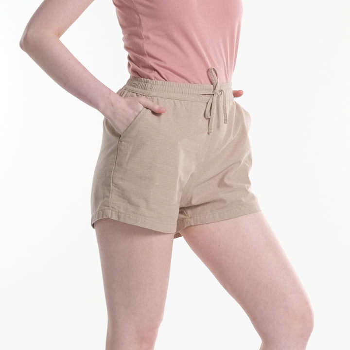 LEE WOMENS EASY SHORTS WITH SMALL EMBROIDERED LOGO