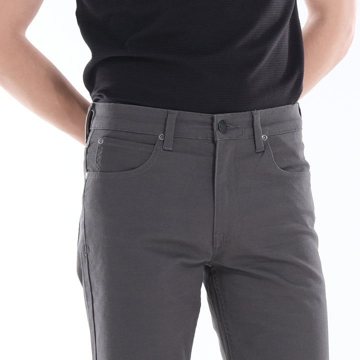 LEE MENS COLORED SHORTS; 11" INSEAM