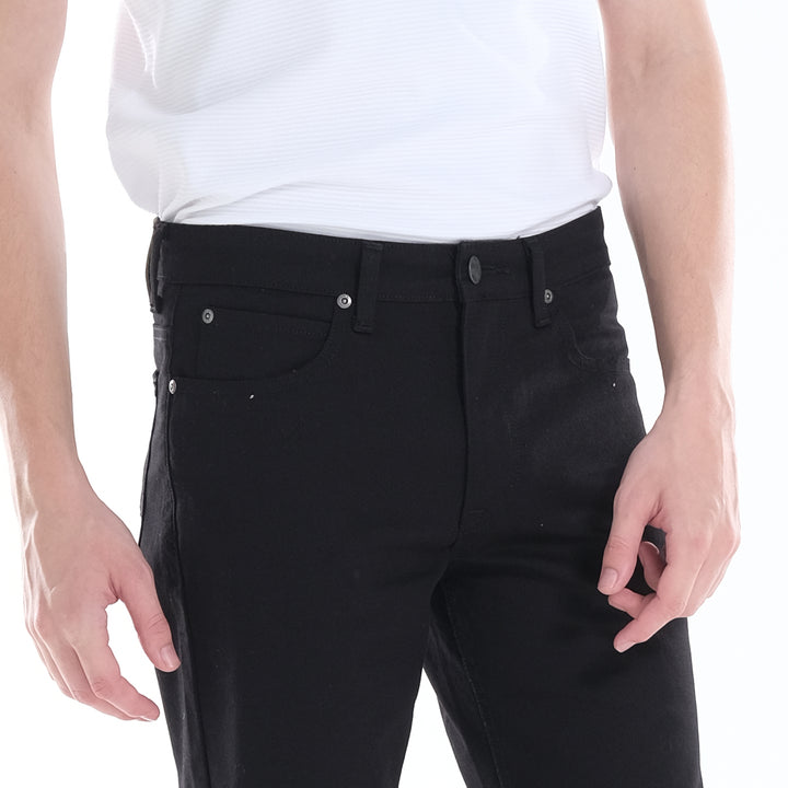 LEE MENS COLORED SHORTS; 11" INSEAM