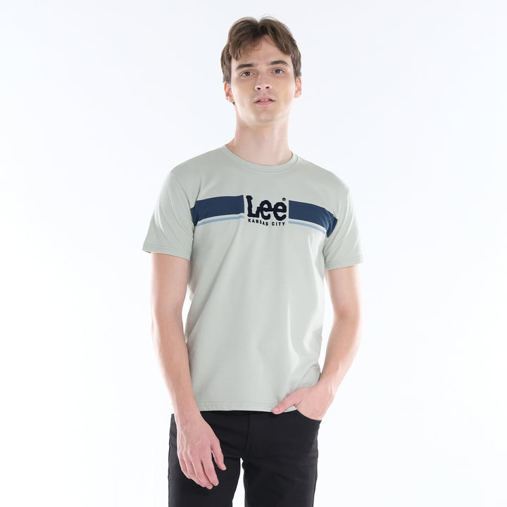 LEE MENS ROUND NECK TEE; EMBOSSED LOGO