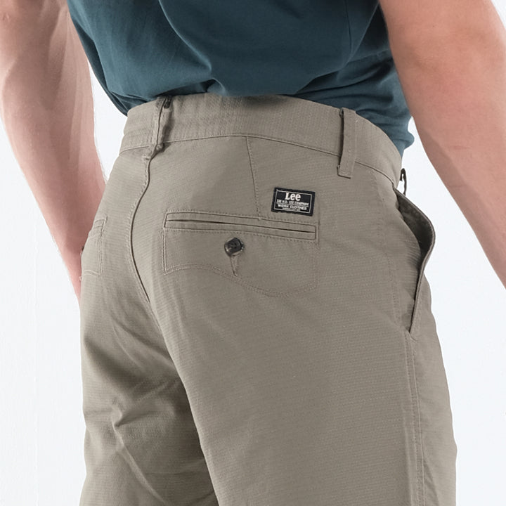 LEE MENS CHINO SHORTS IN LT. FATIGUE