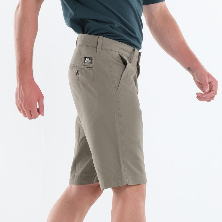LEE MENS CHINO SHORTS IN LT. FATIGUE