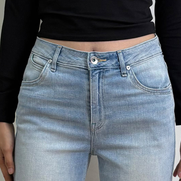 Lee Ladies Regular Bootcut Denim Jeans in Mid Light Shade