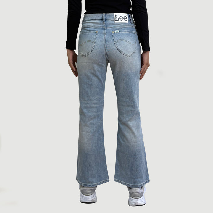Lee Ladies Regular Bootcut Denim Jeans in Mid Light Shade