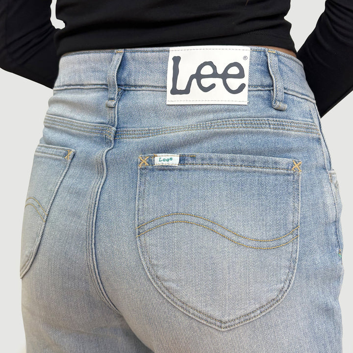 Lee Ladies Regular Bootcut Denim Jeans in Mid Light Shade