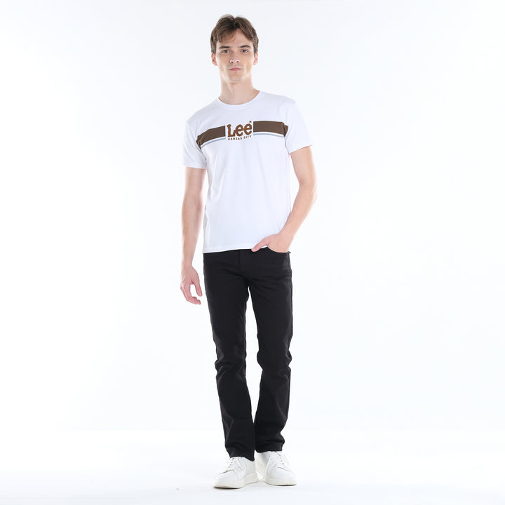 LEE MENS ROUND NECK TEE; EMBOSSED LOGO