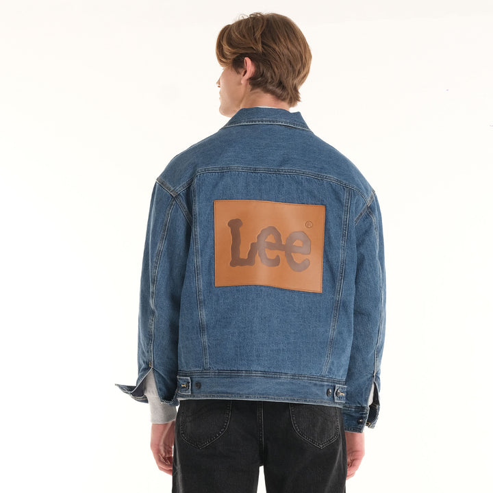 MENS' DENIM PADDED JACKET IN MID SHADE