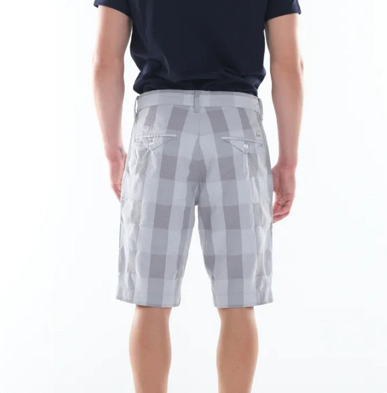 LEE MEN'S CHECKERED CHINO SHORTS