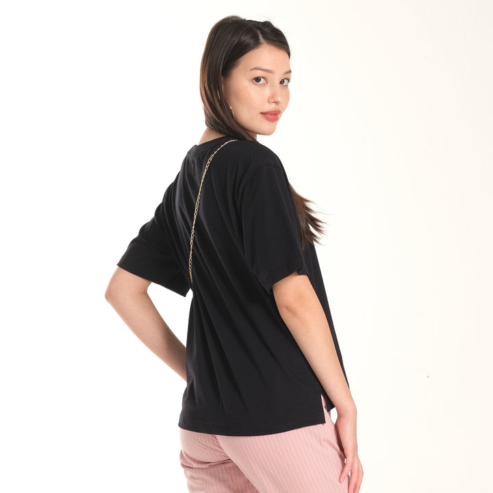WOMENS OVERSIZED LOGO TEE