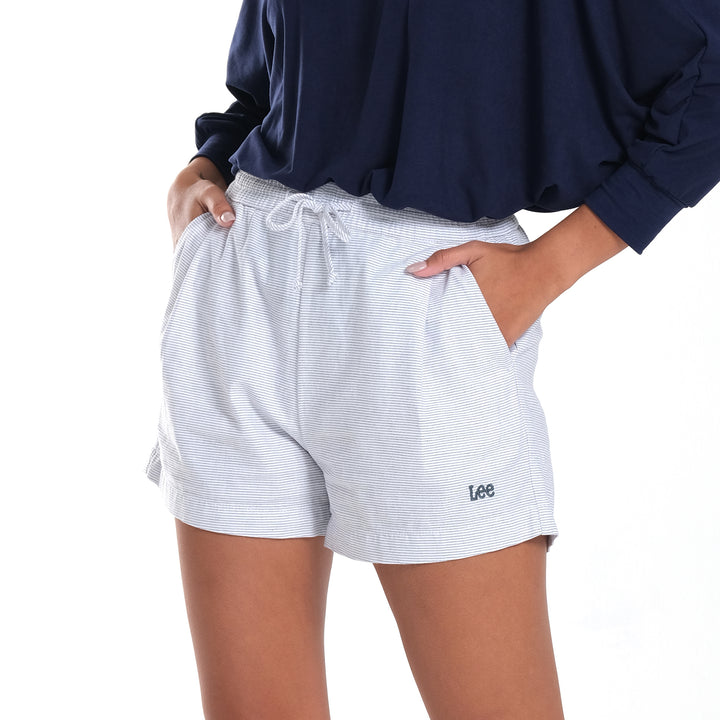 WOMENS EASY SHORTS IN DOBBY PINSTRIPES