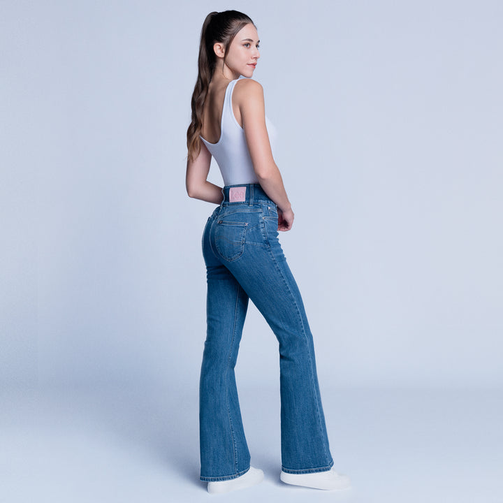 SHAPE MAGIC HIGH RISE REGULAR BOOT CUT JEANS