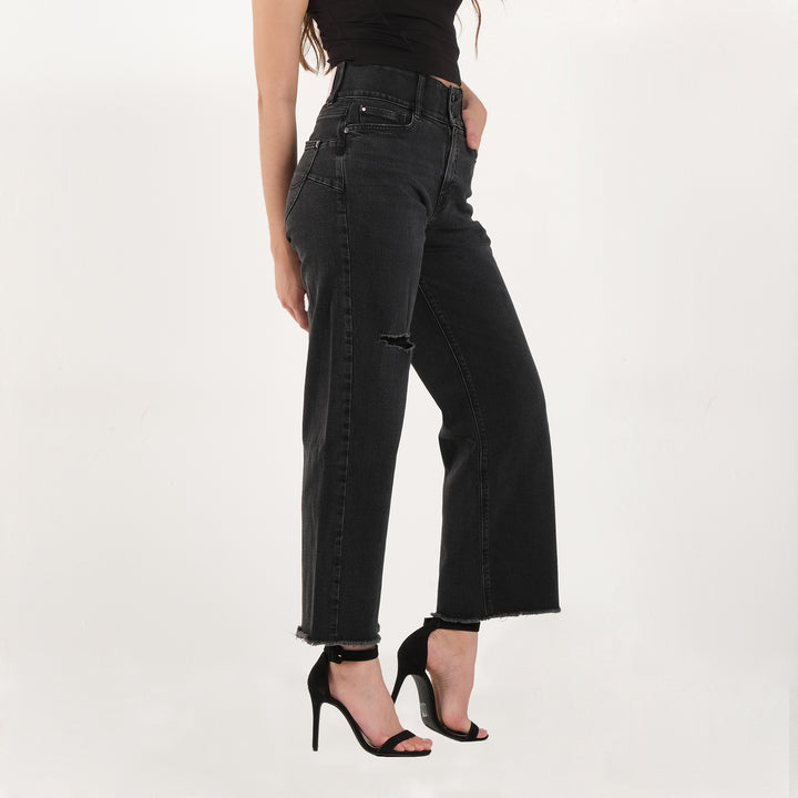 SHAPE MAGIC HIGH RISE COMFORT STRAIGHT JEANS