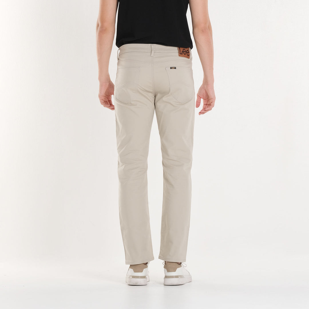 LEE MEN'S BROOKLYN STRAIGHT COLORED PANTS - BEIGE MID-RISE PANTS