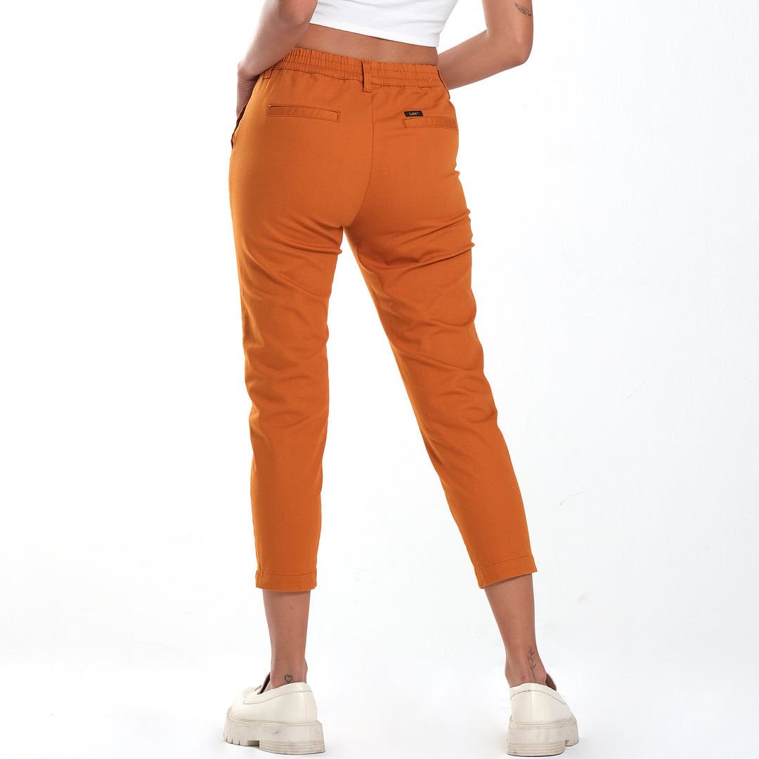 WOMENS STRETCH CANVASS TROUSER IN RUST