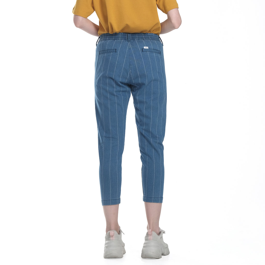 WOMENS TROUSER IN RINSE WASH