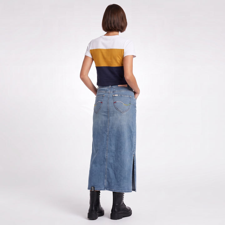 LEE LADIES DENIM LONG SKIRT IN LT. WASH