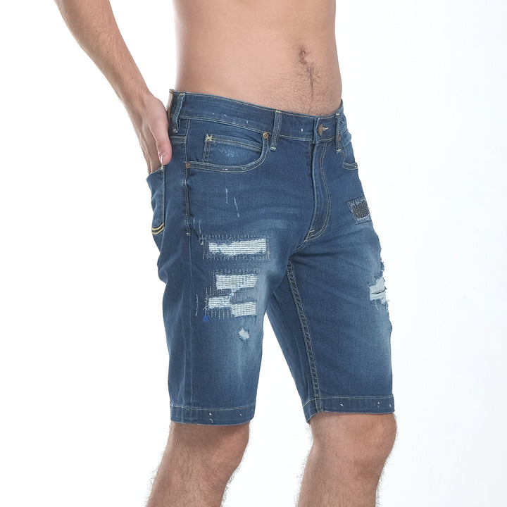 MENS DENIM SHORTS IN TORN OUT