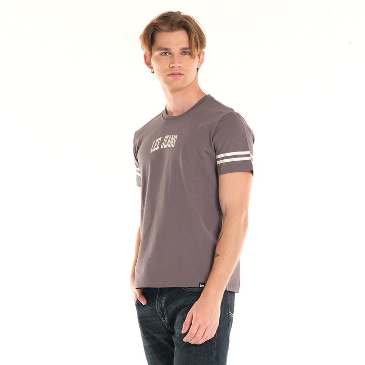 MENS' BASIC LOGO TEE WITH STRIPES ON SLEEVES