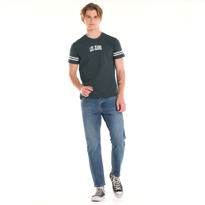 MENS' BASIC LOGO TEE WITH STRIPES ON SLEEVES