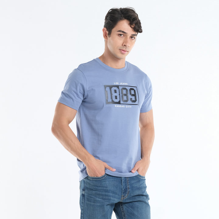 LEE MEN'S 1889 EMBOSSED LOGO TEE