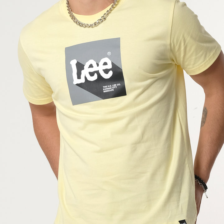 MENS PRINTED LOGO TEE IN MELLOW YELLOW