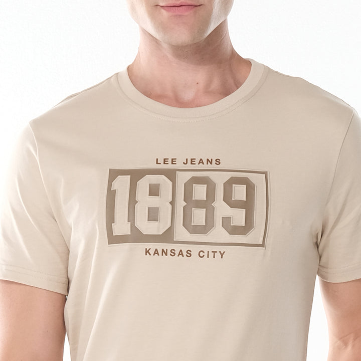 LEE MEN'S 1889 EMBOSSED LOGO TEE