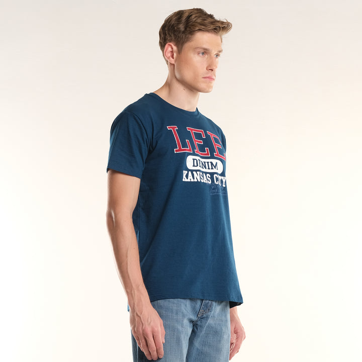 MENS' PRINTED SCRIPT LOGO TEE