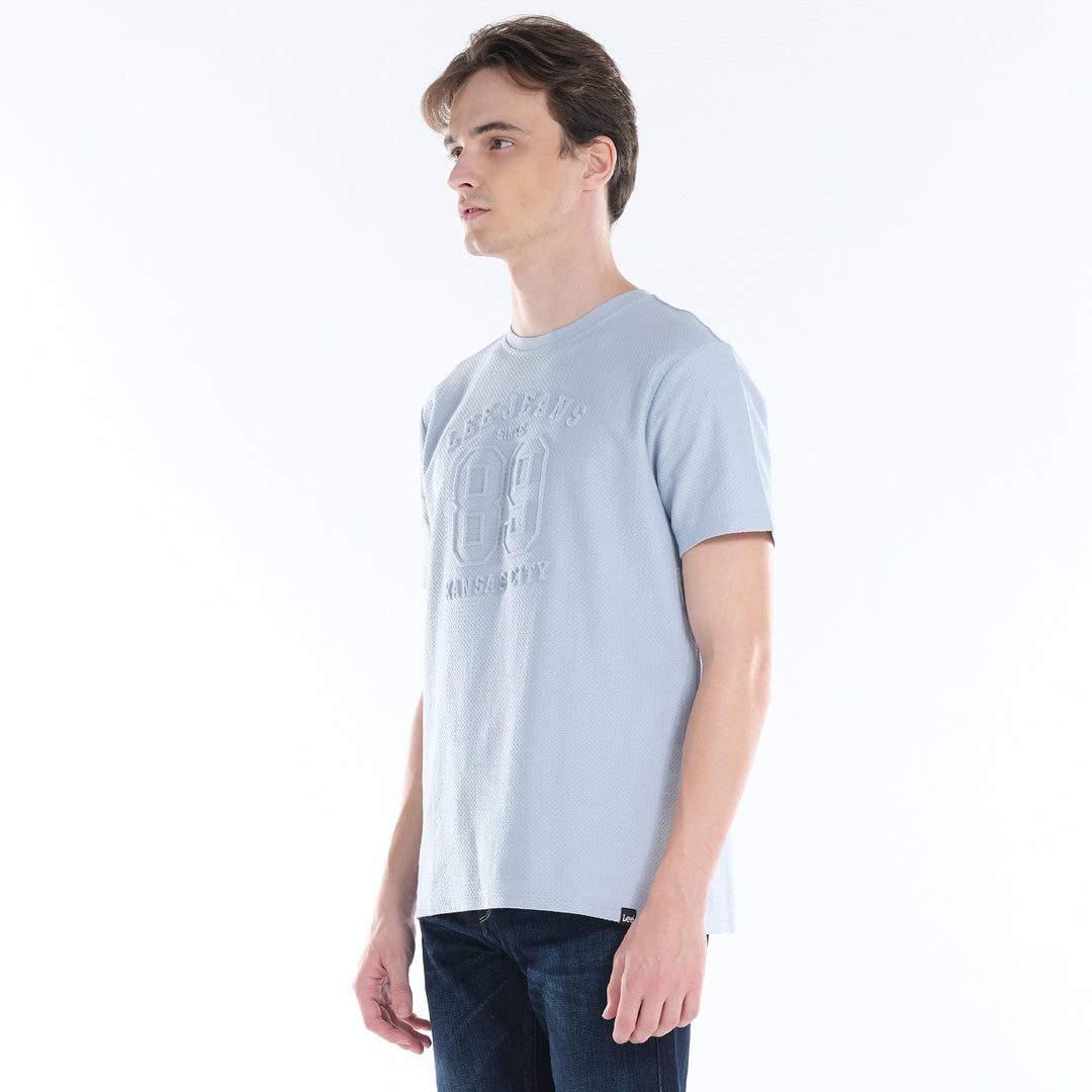 LEE MENS ROUND NECK ZIGZAG TEXTURED FABRIC WITH EMBOSSED PRINT