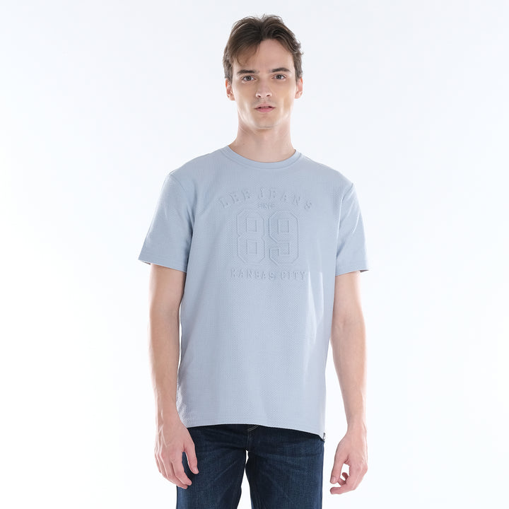 LEE MENS ROUND NECK ZIGZAG TEXTURED FABRIC WITH EMBOSSED PRINT