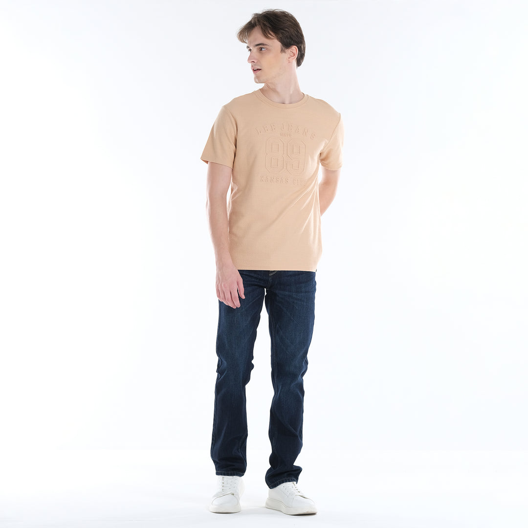 LEE MENS ROUND NECK ZIGZAG TEXTURED FABRIC WITH EMBOSSED PRINT