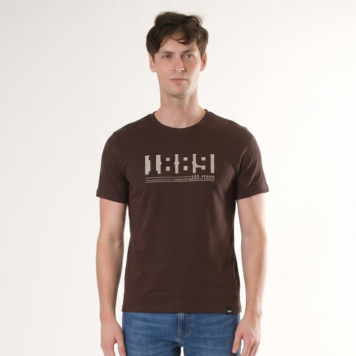 LEE MENS ROUND NECK EMBOSSED LOGO TEE