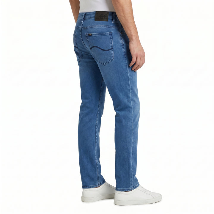 Lee Men Denim Jeans Ramone Fit 28" Inseam in Deep Ocean