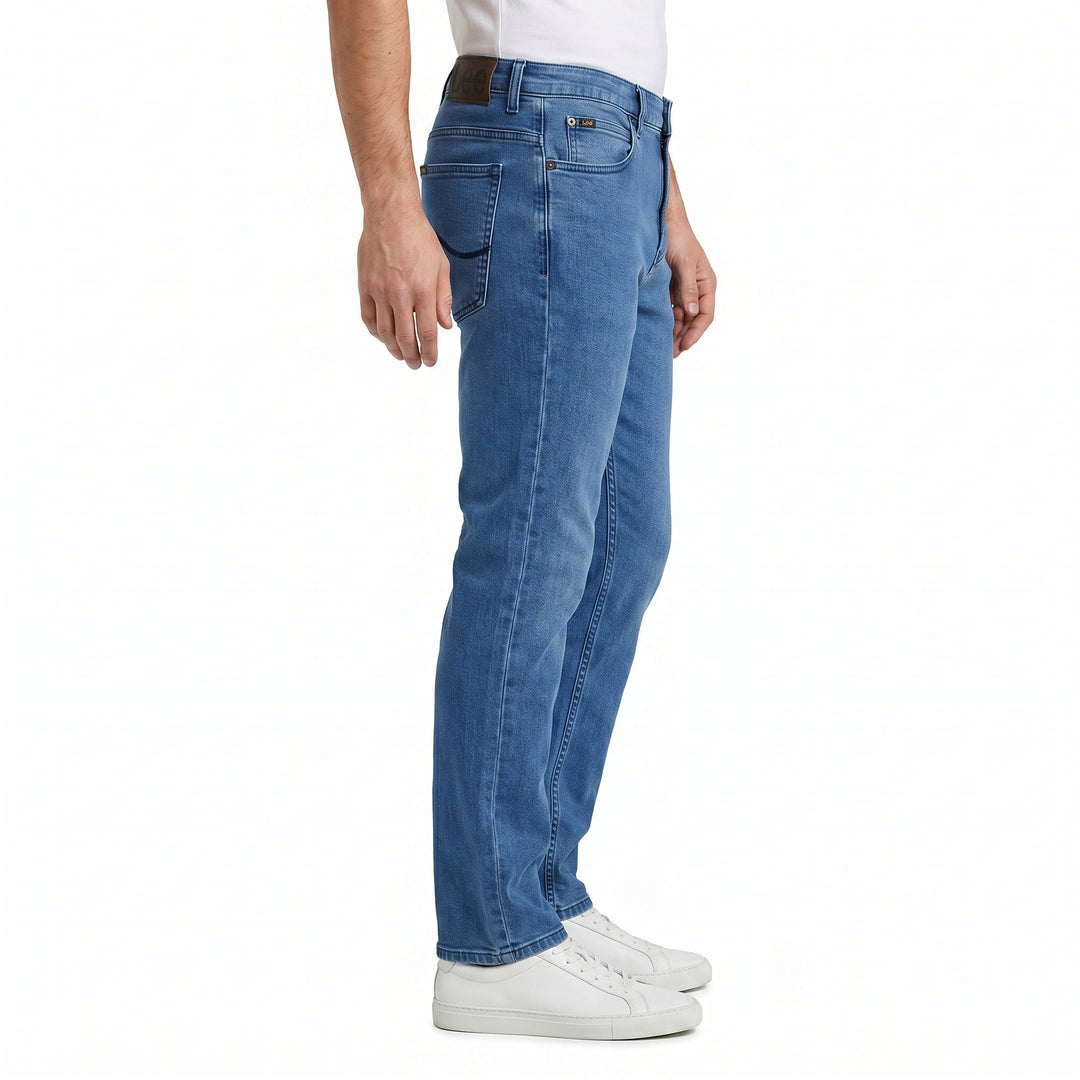 Lee Men Denim Jeans Ramone Fit 28" Inseam in Deep Ocean