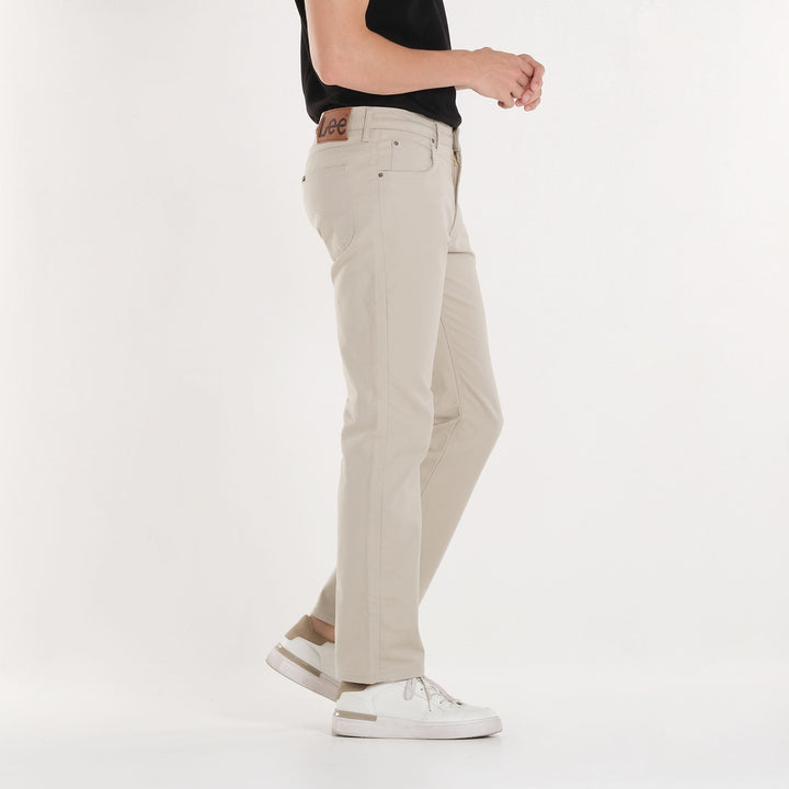 LEE MEN'S BROOKLYN STRAIGHT COLORED PANTS - BEIGE MID-RISE PANTS