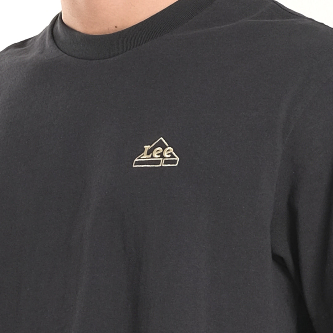 MENS OVERSIZED TRIANGLE LOGO TEE